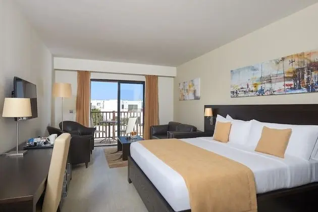 Melia Room