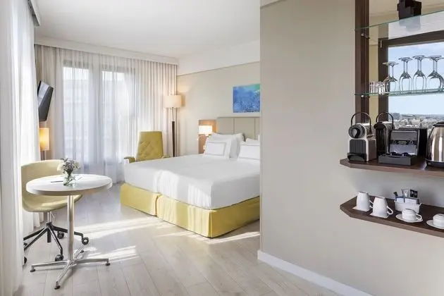 Grand Suite The Level
