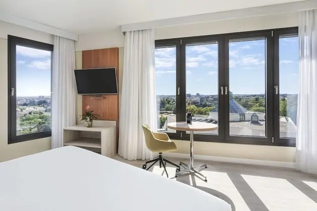 Grand Suite The Level