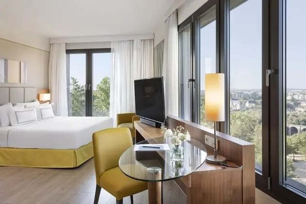 The Level, Premium Oda, Şehir Manzaralı