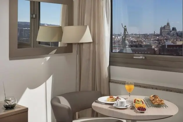 Melia The Level - The Level Lounge Access