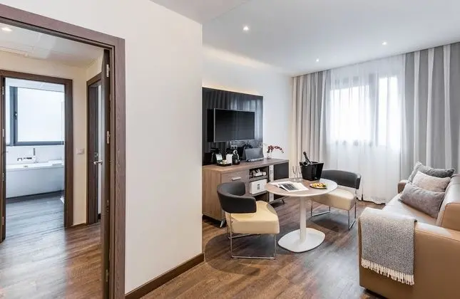 The Level Junior Suite