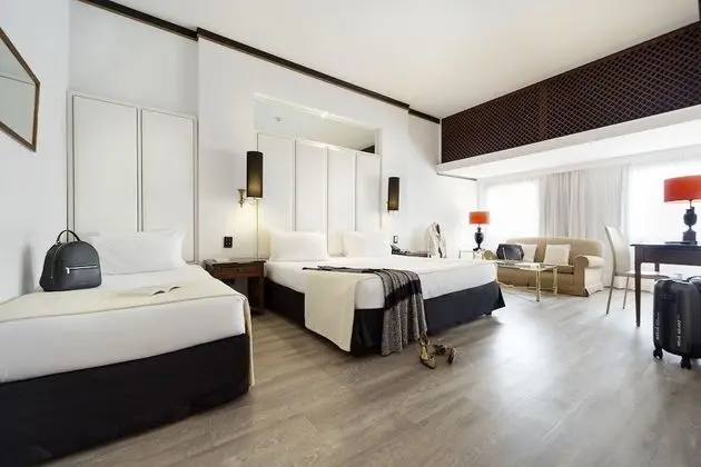 Premium Üç Kişilik Oda (3 AD)