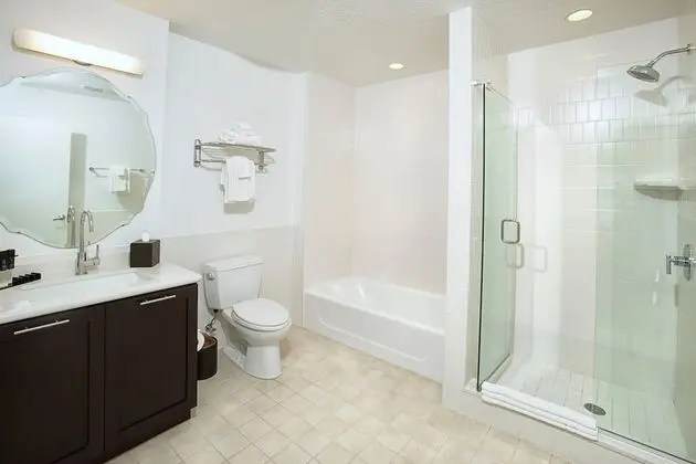 One Bedroom Suite 2 Queen Beds