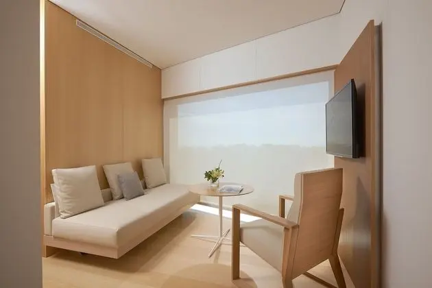 The Level, Junior Süit