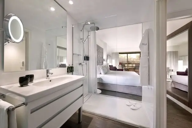 The Level Premium Sea View with Solarium