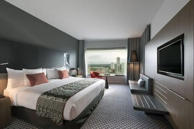 PREMIUM THE LEVEL WITH TOUR EIFFEL VIEW (2+1