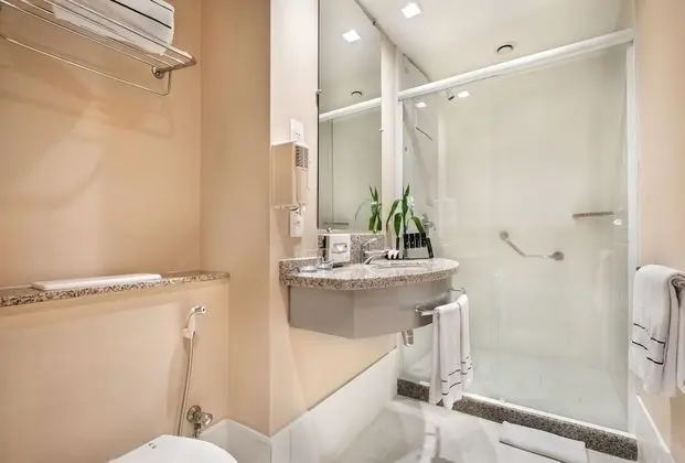 Deluxe Oda, Bağlantılı Odalar