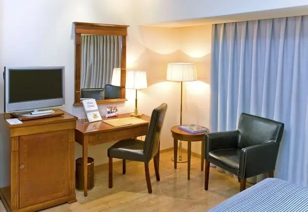 Melia Room