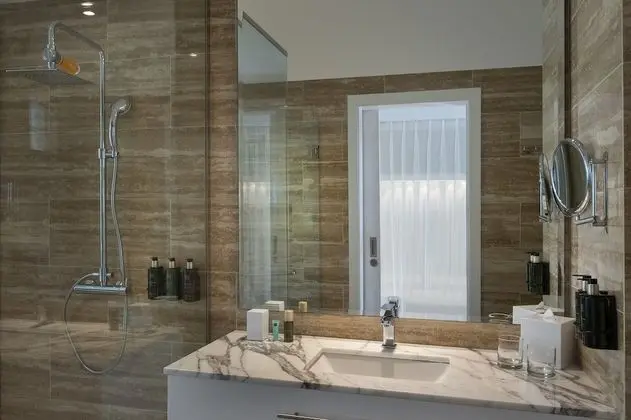 The Level Suite Beachside By Stay Well