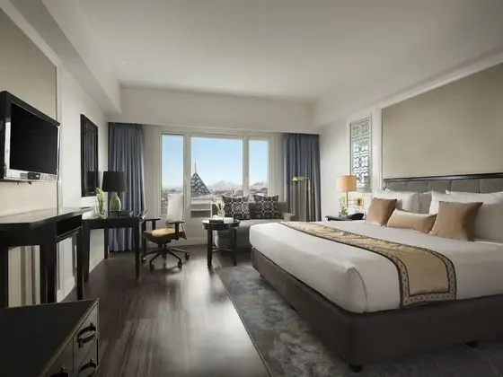 The Level Guestroom with Executive Lounge Access
