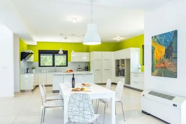 Villa, Birden Çok Yatak, Sigara İçilmez