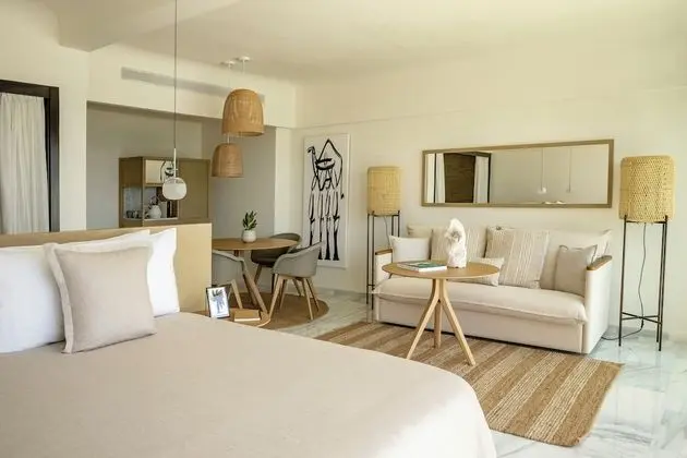 The Reserve Junior Suite Ocean Front Jacuzzi