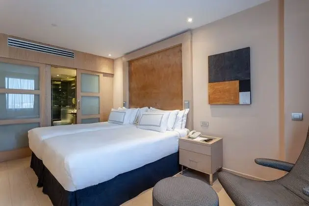 Melia Room Twin Bed