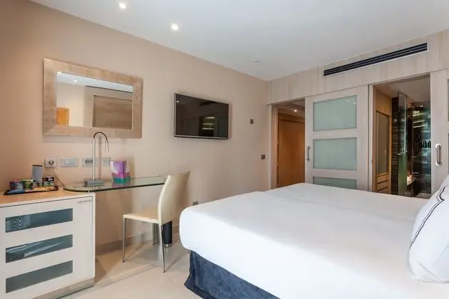 Melia Room Twin Bed