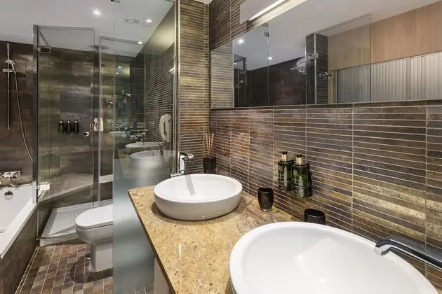 Premium Oda (Gran  The Level With Whirlpool Bath)