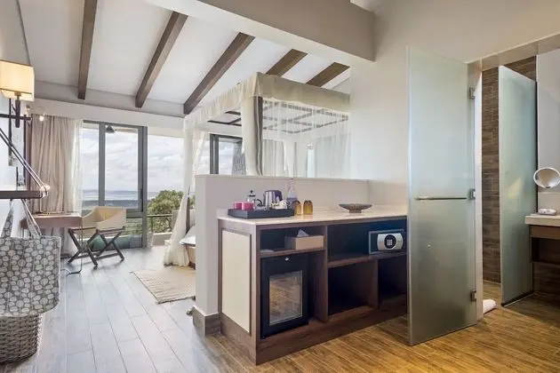 2-Bedroom Suite Savannah Panoramic