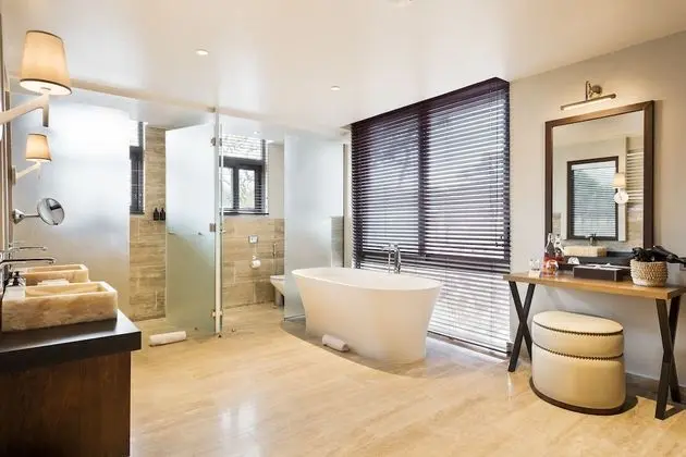 2-Bedroom Suite Savannah Panoramic