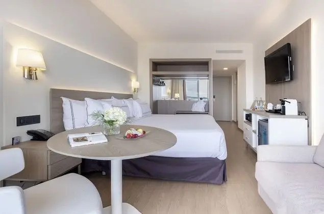 Premium Oda, Deniz Manzaralı (2 Adults + 1 Child)