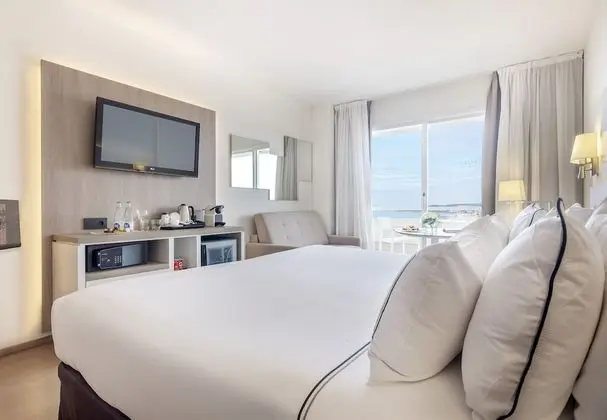 Premium Oda, Deniz Manzaralı (2 Adults + 1 Child)