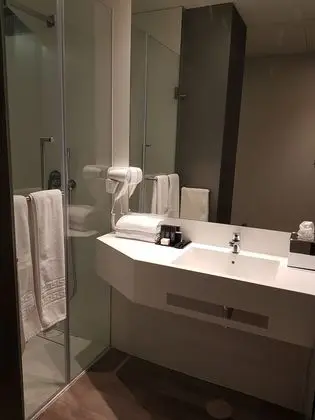 Deluxe Oda, Sigara İçilmez