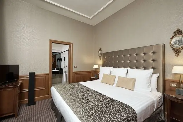 Grand Oda (Grand Premium 2 Adults + 1 Child)