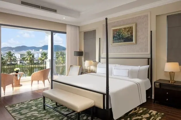 Villa, 3 Yatak Odası, Kişiye Özel Havuzlu, Göl Manzaralı