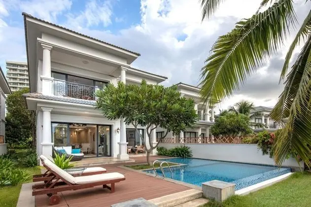 Villa, 3 Yatak Odası, Kişiye Özel Havuzlu, Göl Manzaralı