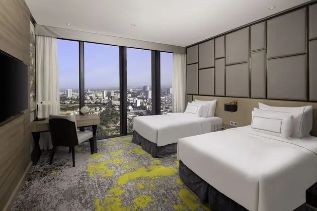 Premium Corner Room