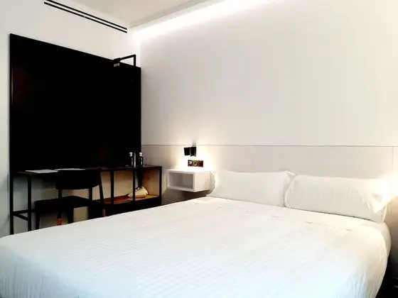 Deluxe Tek Büyük Yataklı Oda, Bahçe Manzaralı