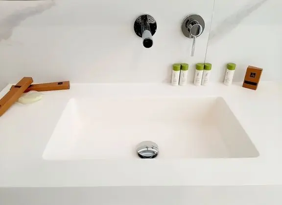 Tek Büyük Yataklı Oda, Şehir Manzaralı
