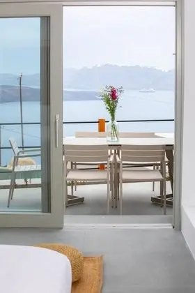 Melidonia Villa with Caldera View and Private Pool