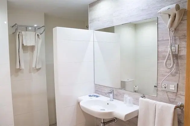 Büyük Yataklı Tek Kişilik Oda, Balkon