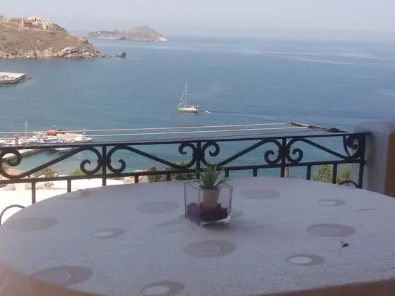 Comfort Tek Büyük veya İki Ayrı Yataklı Oda, 2 Tek Kişilik Yatak, Deniz Manzaralı (1st Floor)