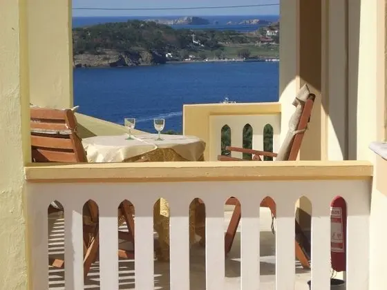 Honeymoon Oda, Deniz Manzaralı (Top Floor)
