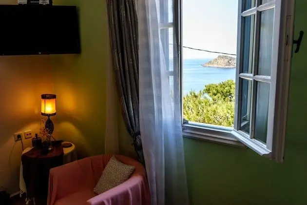 Honeymoon Oda, Deniz Manzaralı (Top Floor)