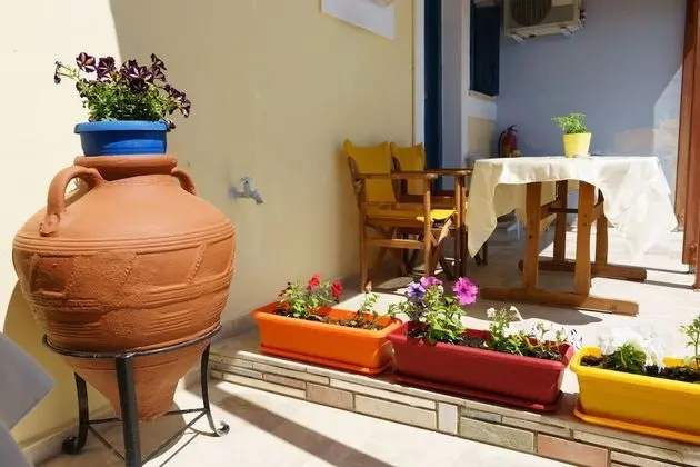 Two Bedroom Studio for 2 adults and 2 children (Sea View)