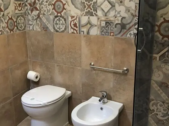 Royal Tek Büyük Yataklı Oda