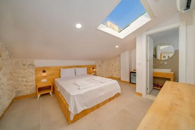 Çatı Katı Suit Oda, Şehir Manzaralı, Balkonlu