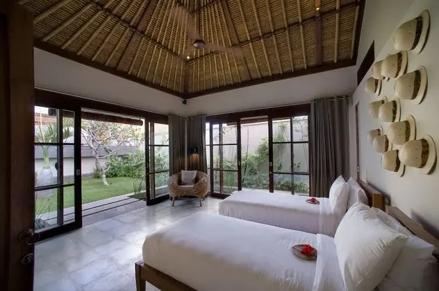 Luxury Villa, 5 Yatak Odası, Kişiye Özel Havuzlu, Denize Sıfır