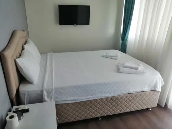 Standart Oda, Kara Manzaralı