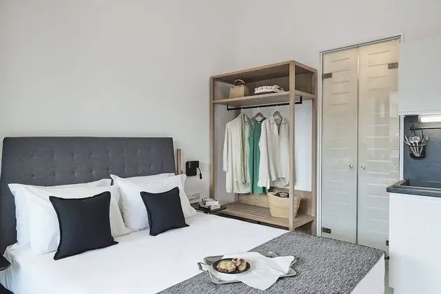 Luxury Tek Büyük Yataklı Oda