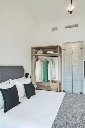 Luxury Tek Büyük Yataklı Oda