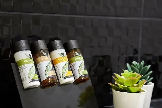 Luxury Tek Büyük Yataklı Oda