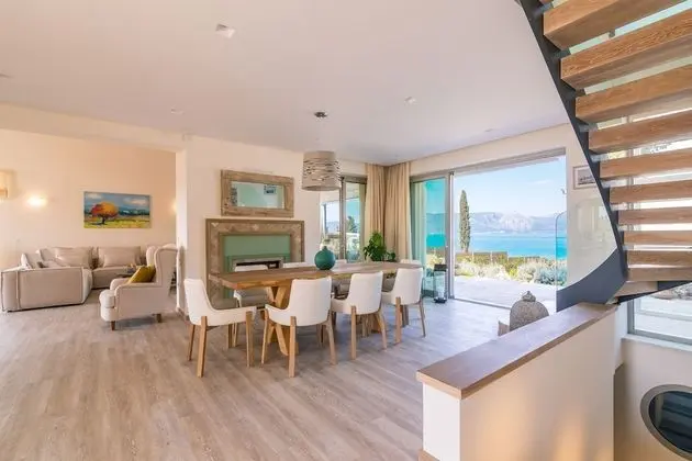 Villa, 4 Yatak Odası, Deniz Manzaralı
