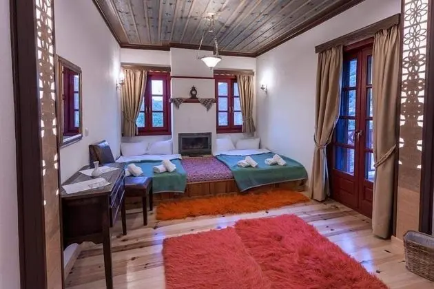 İki Ayrı Yataklı Oda, Şömine