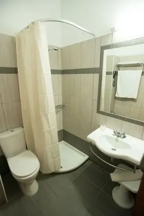 Standard Tek Büyük veya İki Ayrı Yataklı Oda, 1 Yatak Odası, Bahçe Manzaralı