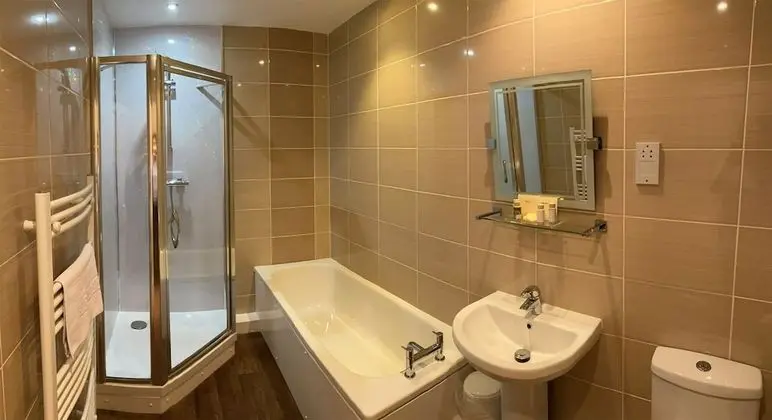 Standard Tek Büyük Yataklı Oda