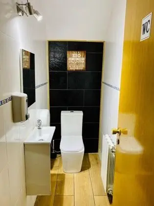 Basic Ortak Ranzalı Oda, Karma Ranzalı Oda, Ortak Banyo (6 Beds)
