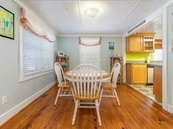 Ev, Birden Çok Yatak, Mutfak, Bahçe Manzaralı